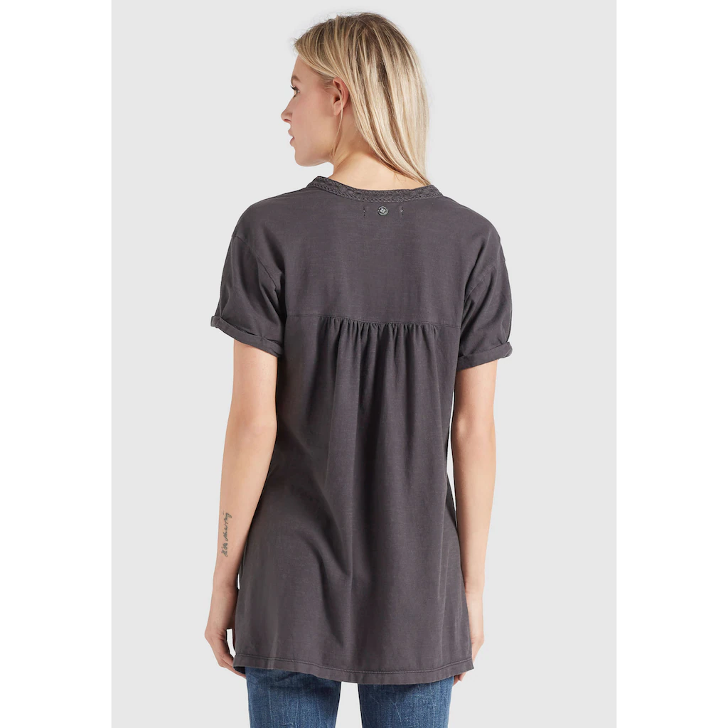 Khujo Longshirt »khujo T-Shirt SILJE«, Im Loose Fit Mit Spitze 6 Khujo Longshirt »khujo T-Shirt SILJE«, Im Loose Fit Mit Spitze – Bild 4